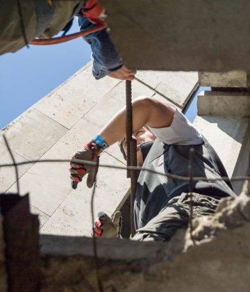 MOSCOW, RUSSIA - June 3, 2007 - People at extreme sports Ropejumping event. Group of rope jumpers organize such events for people seeking to bring a dose of adrenaline in their life